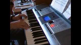 Yamaha PSR E403 - Comici al piano: Charlie Chaplin This is My Song