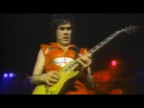 Gary Moore & Phil Lynott - Parisienne Walkways (Live in Belfast 1984)