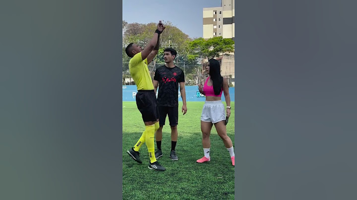 O VAR sempre atrapalha  #arbitragem #humor #futebol #arbitragem #polêmica #arbitro #futebol