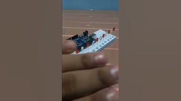 LED chaser circuit with 10+ effects using arduino uno #shorts #arduino #iot