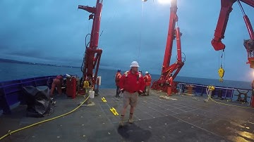Deployment of Coastal Endurance Oregon Inshore Surface Mooring (CE01ISSM)