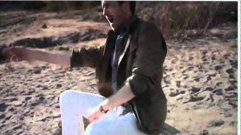 Hoàng Vân có bồ mới hay sao ?