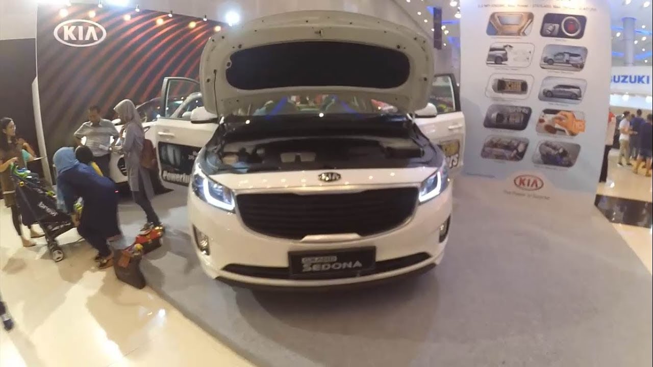 All New 17 Kia Sedona 11 Seater Walkaround Exterior Interior Youtube