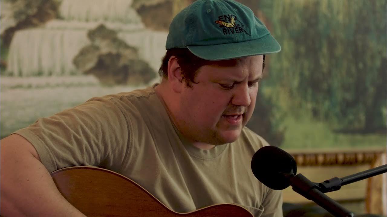 Jake Xerxes Fussell - Gone To Hilo (Live Performance) Jake Xerxes Fussell - Gone To Hilo (Live Performance)