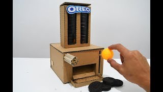 Kerenmenyulap Kardus Menjadi Mesin Penjual Oreo Otomatis Pakai Kunci Rahasia- Mainan Anak
