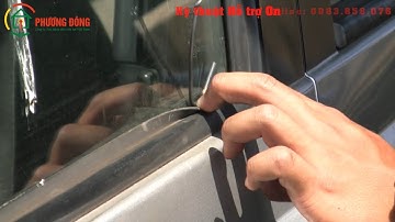 3 Cách mở cửa xe hơi khi quên chìa khóa bằng móc quần áo đơn giản