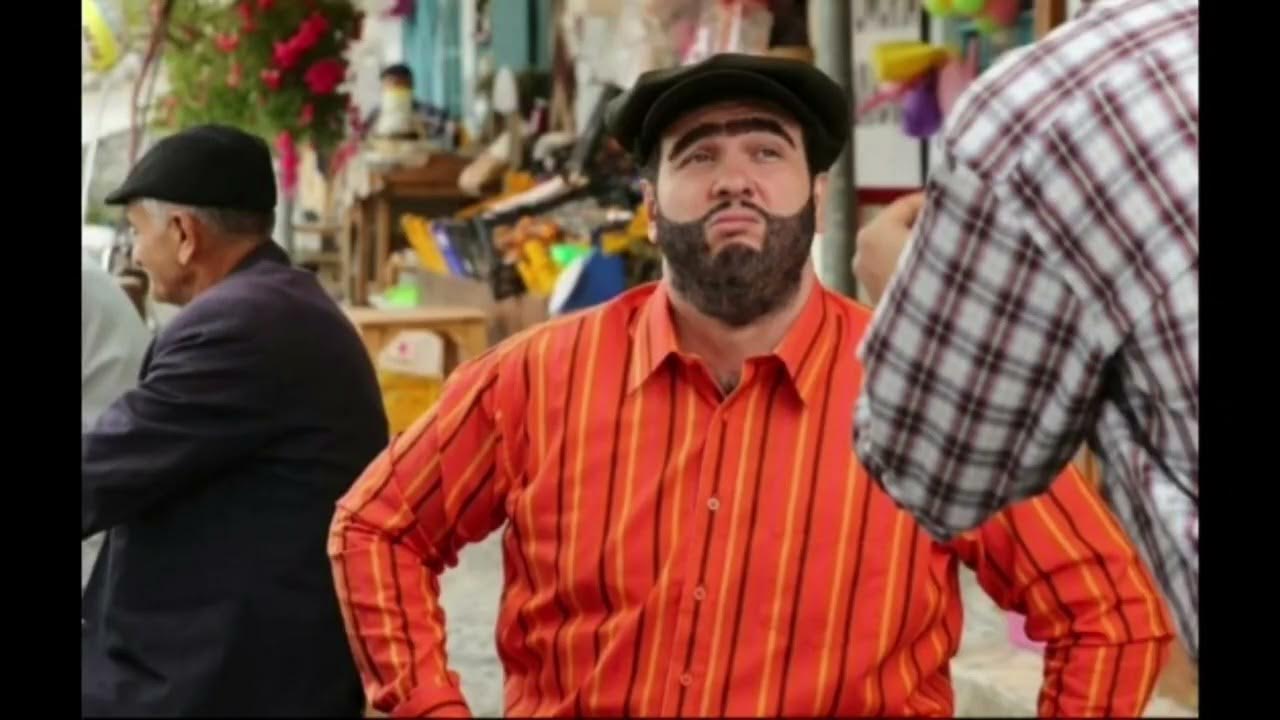 Раджаб иведик 7. Шахан гёкбакар. Receb ivedik full izle. Реджеп иведик актёр. Турецкая комедия реджеп иведик.