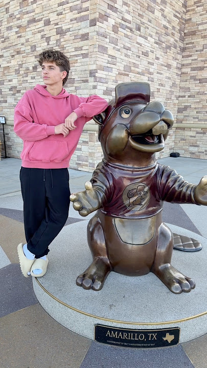 we ❤️ buc-ee’s