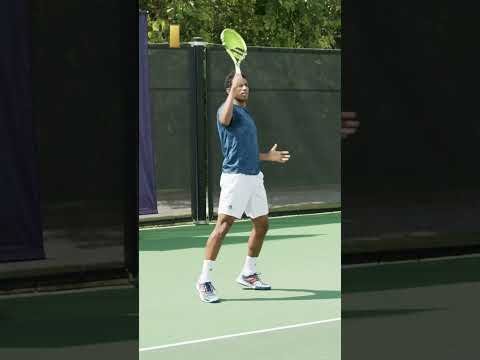 Tips to Avoid Losing Power and Control on the Forehand from Felix AugerAliassime