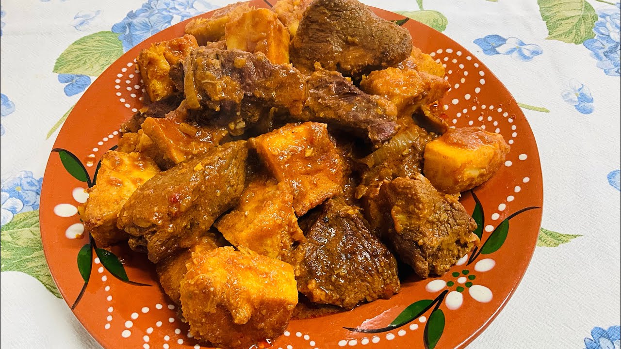 Carne de Vaca Assada na Panela com Inhame…Uma Verdadeira Delícia 😋