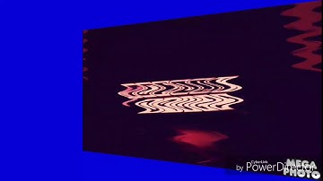 Klasky  csupo goes zoom right and gets back to normal