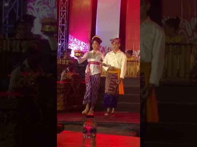 Fashion Show Pakaian Adat Bali#Shorts class=