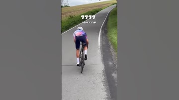 Rick Zabel doing a one minute power test 😱 800+ watts #watts #cycling #strava #streiv