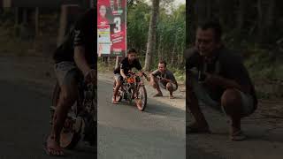 Kmbrt Ft Bintang Kecil