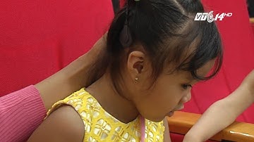 (VTC14)_Trẻ em nghèo được gắn ốc tai miễn phí chữa bệnh điếc bẩm sinh