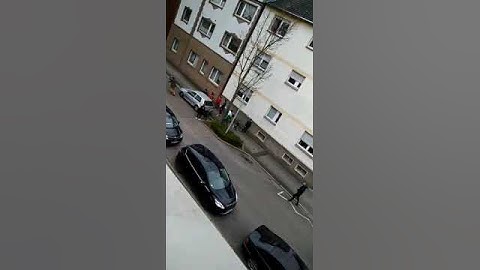 Die Polizei war mit mehreren Streifenwagenbesatzungen im sogenannten Feldherrenviertel in Herne