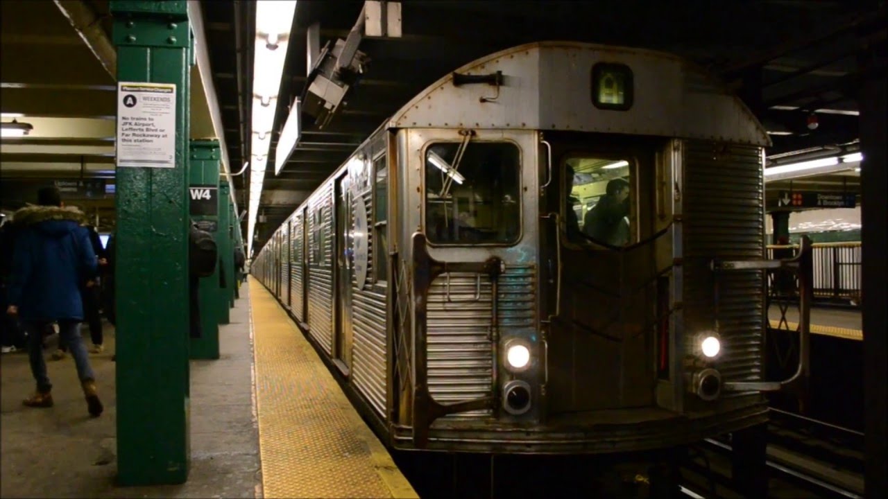 Rare: R32 A Train at West 4th Street - Washington Square - YouTube