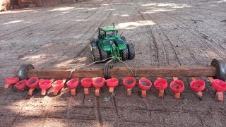 plantando milho com a nova plantadeira Jumil