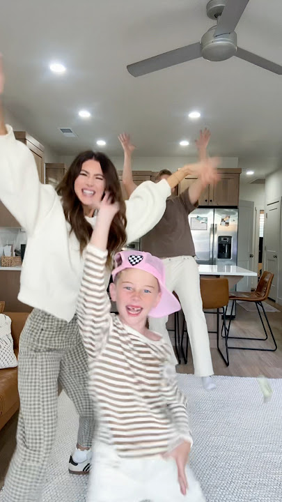 Can’t Stop Listening To This!💕🤎#trizzy #dance #family #funny #couple #blendedfamily