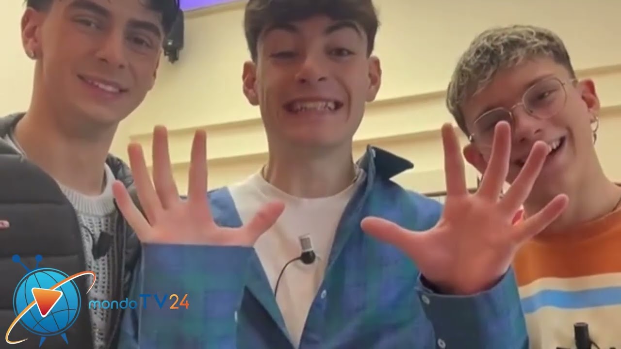 Amici 25, il video di Alessio Alex e Pierpaolo il gioco fatto in casetta 