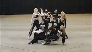 KEP1ER - WA DA DA (Queendom 2 ver.) mirrored