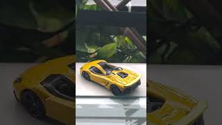 Hotwheels (2014 All Stars) Lamborghini Aventador J (Glossy Yellow)