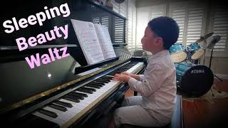 Sleeping Beauty Waltz - Tchaikovsky (piano solo by a 4-year-old boy)