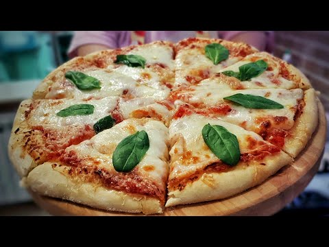 Video: Pizza Cu Sunca, Branza Feta Si Ridiche