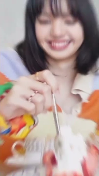 Cardigan Rajut Ala Lisa Blackpink