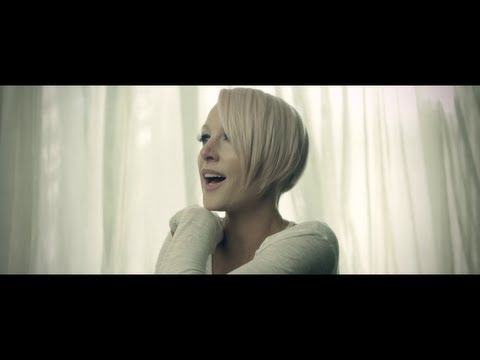 Emma Hewitt - Colours 