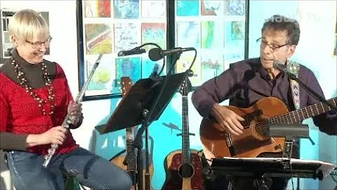 April Sheehan and Manfred Harter playing Kleine Se...