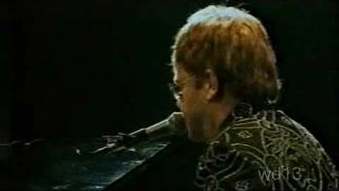 Elton John - Candle In the Wind (Live)