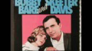 Video voorbeeld van "Bobby Bare & Skeeter Davis - Together Again"