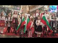Елица Тодорова и Школа по народно пеене Фолклорна магия на Пееща Коледна улица 2024 