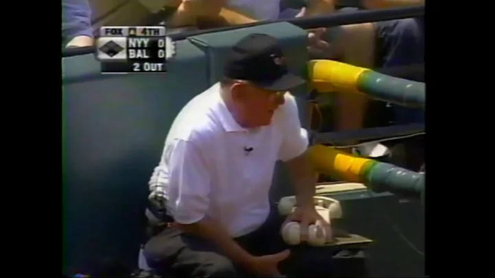 Just a wee chat between Buck, McCarver, and Oriole...