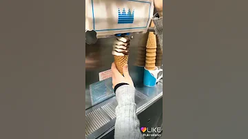 Самое длинное мороженое в мире