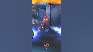 Tracer on Haunted Masquerade #overwatch2 #overwatchgameplay #overwatchclips #fpsgaming  #gamingvideo