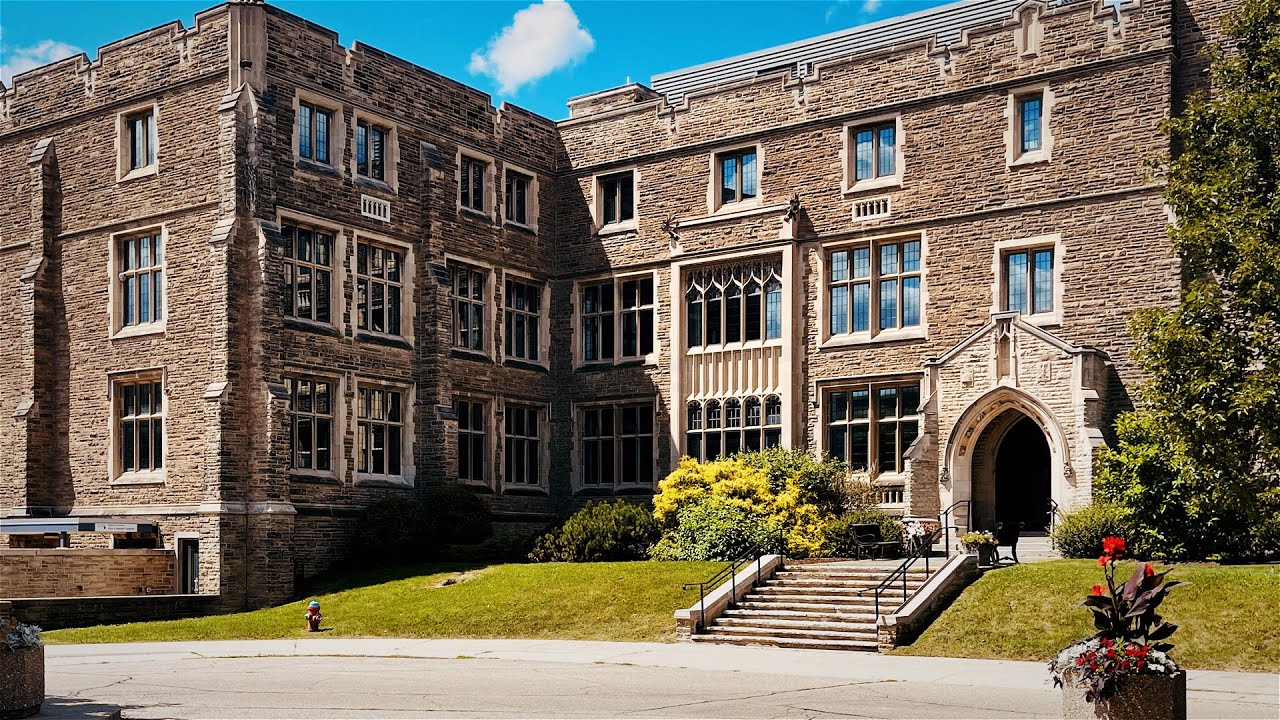 Locações de Heated Rivalry: McMaster University