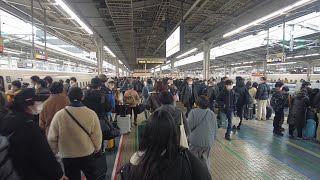 混雑する新大阪駅から梅田茶屋町