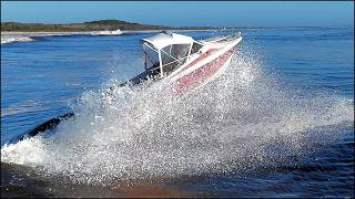 A Slightly Gnarly Noosa Bar. Thursday Morning, March 12, 2026.