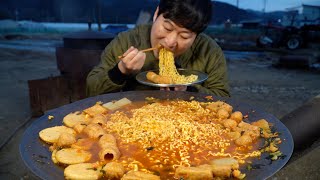 솥뚜껑에 끓인 진짬뽕   삼호어묵 꿀맛 레시피!! (Instant noodles with Fish cake) 요리&먹방!! - Mukbang eating show