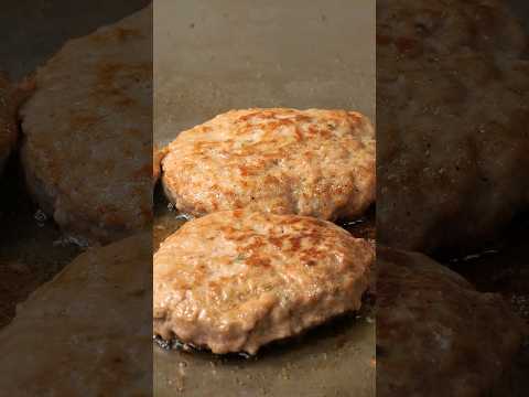 평일에도 줄서서 먹는 육즙가득 돼지 떡갈비 Pork <strong>Tteok</strong>-Galbi