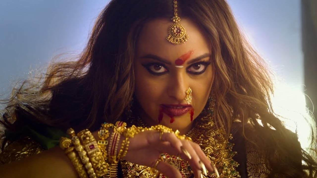 شيطانة قديمة بتتحرر من ختم سحري بعد سنين طويلة،شاب عادي بيلاقي نفسه قدام معركة مرعبة بين الخير والشر