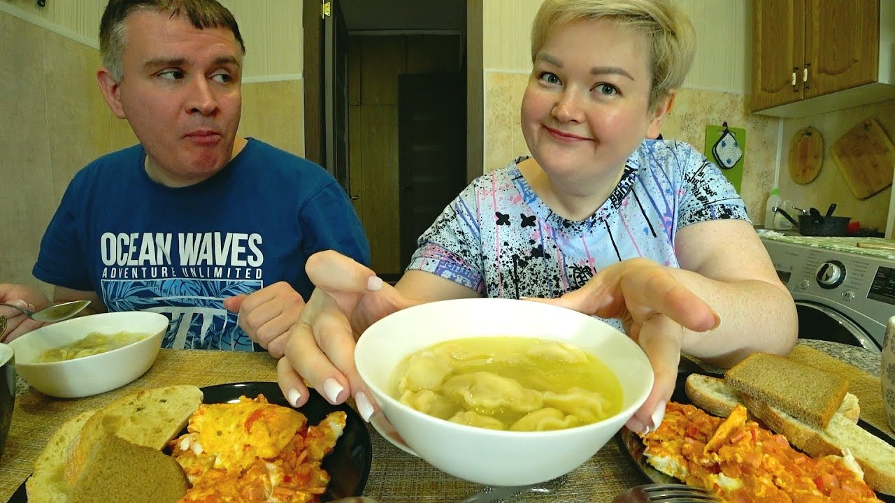 Мукбанг я в ШОКЕ, Вован НЕНАСЫТЕН, просит ДОБАВКИ! КАК прокормить МУЖА, когда он НЕ РАБОТЕТ? Обед
