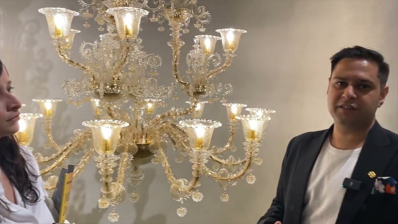 Clear Glass Statement Chandelier | Salone del Mobile 2023 | Barovier & Toso