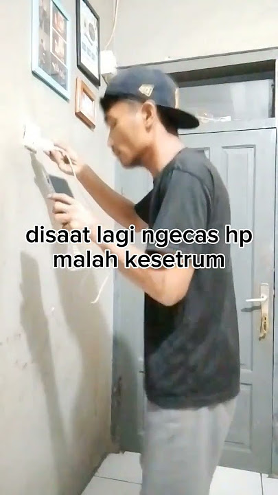 disaat ngecas hp malah kesetrum. #jangkauan #funny #tingkalucuabis #memengakakkocak