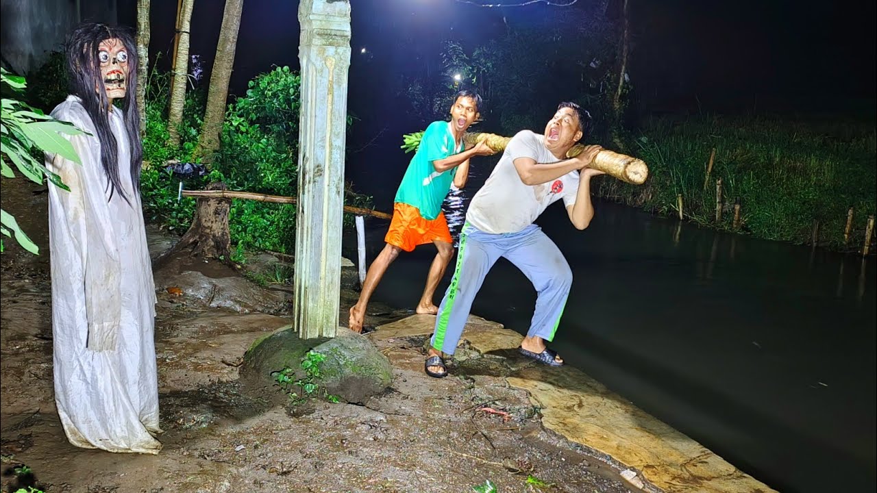 Tanpa Ampun !!! Prank Kuntilanak Di Pelosok Desa Super Lucu || Prank Paling Lucu Di Indonesia