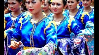 Tari Batik Jlamprang Pekalongan di Istana Negara 17 Agustus 2013