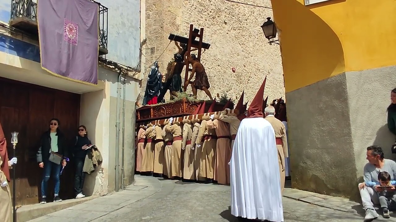 La Exaltación entrando a la calle del peso. Semana Santa Cuenca 2022