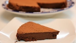 Today we are making a gluten-free, sugar-free, fat-free super moist
chocolate cake!!! written recipe: http://goo.gl/g4t52s ingredients:
3.5 oz (100 grams) of...